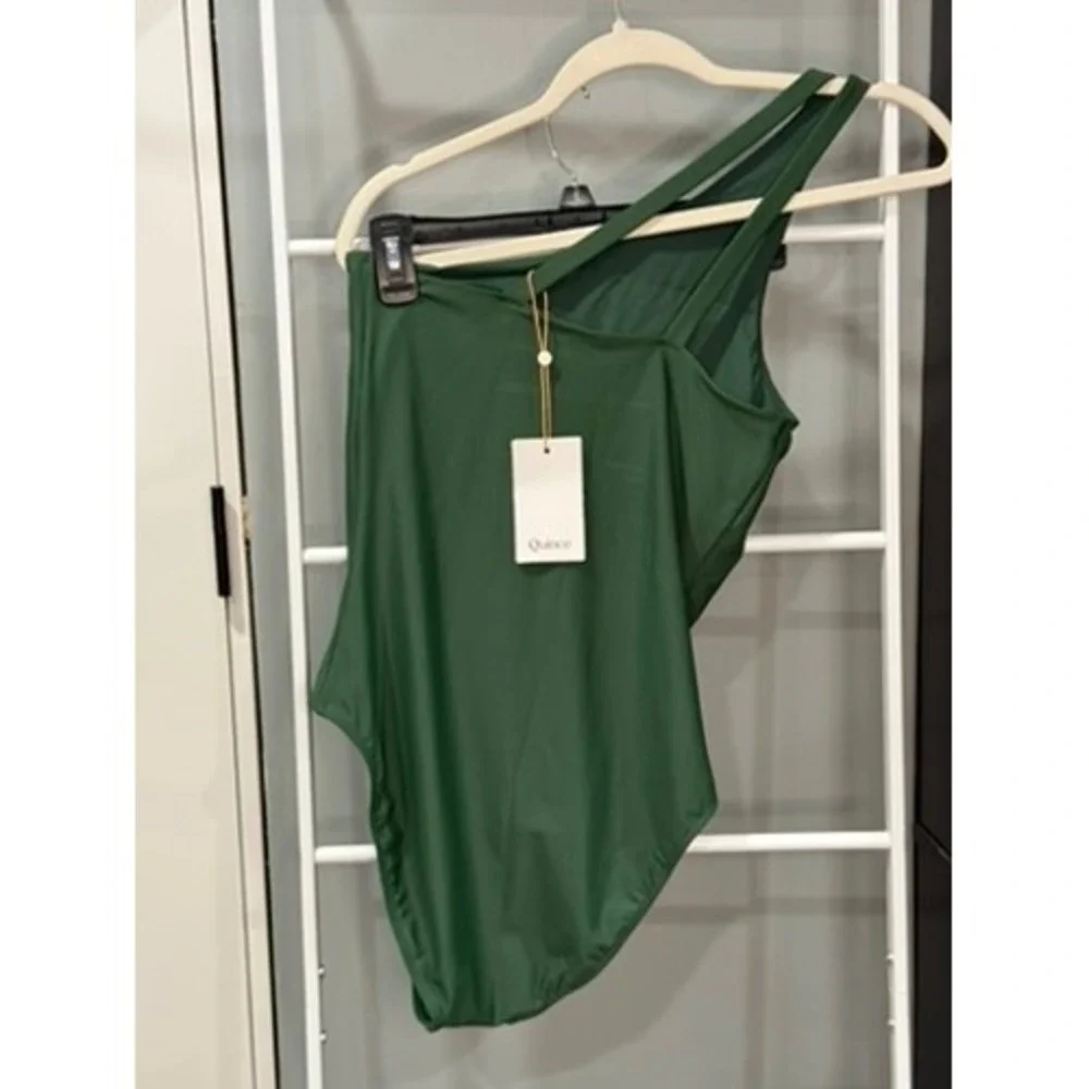 Quince Green One Shoulder Recycled 1-Piece Swimsuit Womens M NWT Quiet Luxury